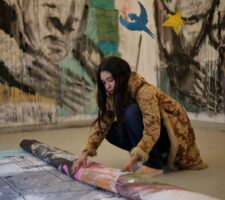 Rafaella braga is rolling on her canvas