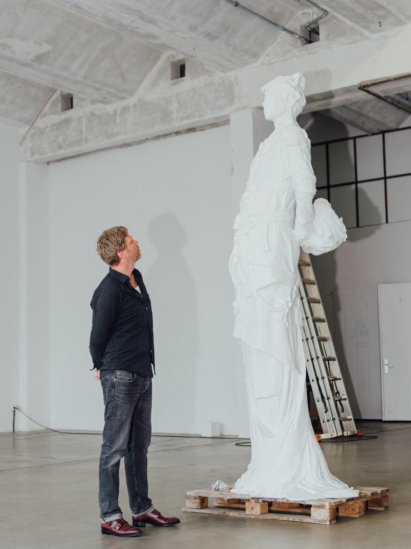 berlinartlink Studio Visit: Jonas Burgert